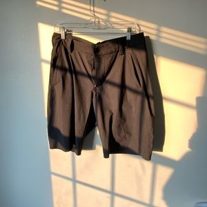 Lululemon ABC shorts size 34
